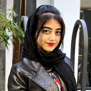 یلدا حسن زاده